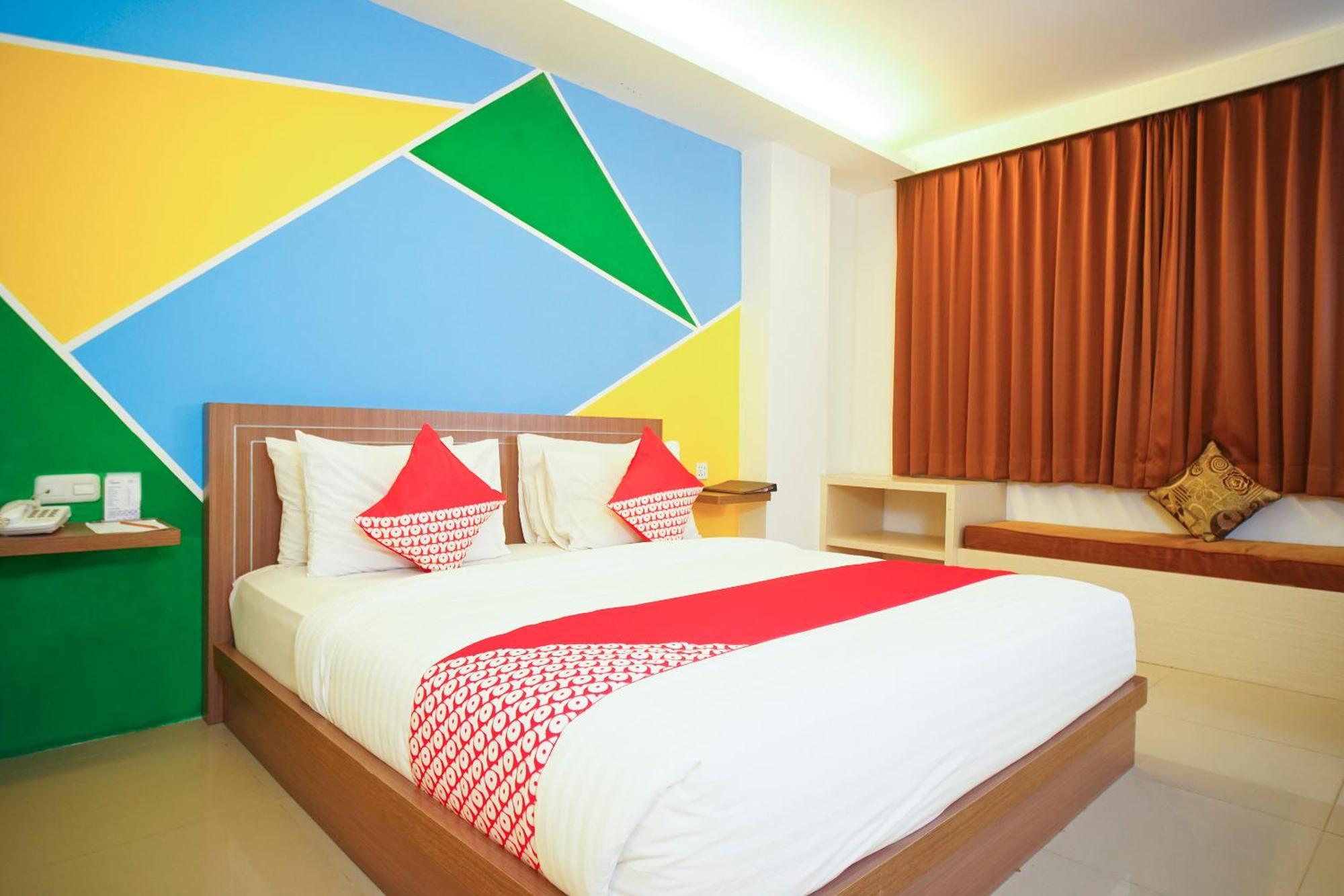 Hotel Super Oyo Collection O 166 Princess 3*