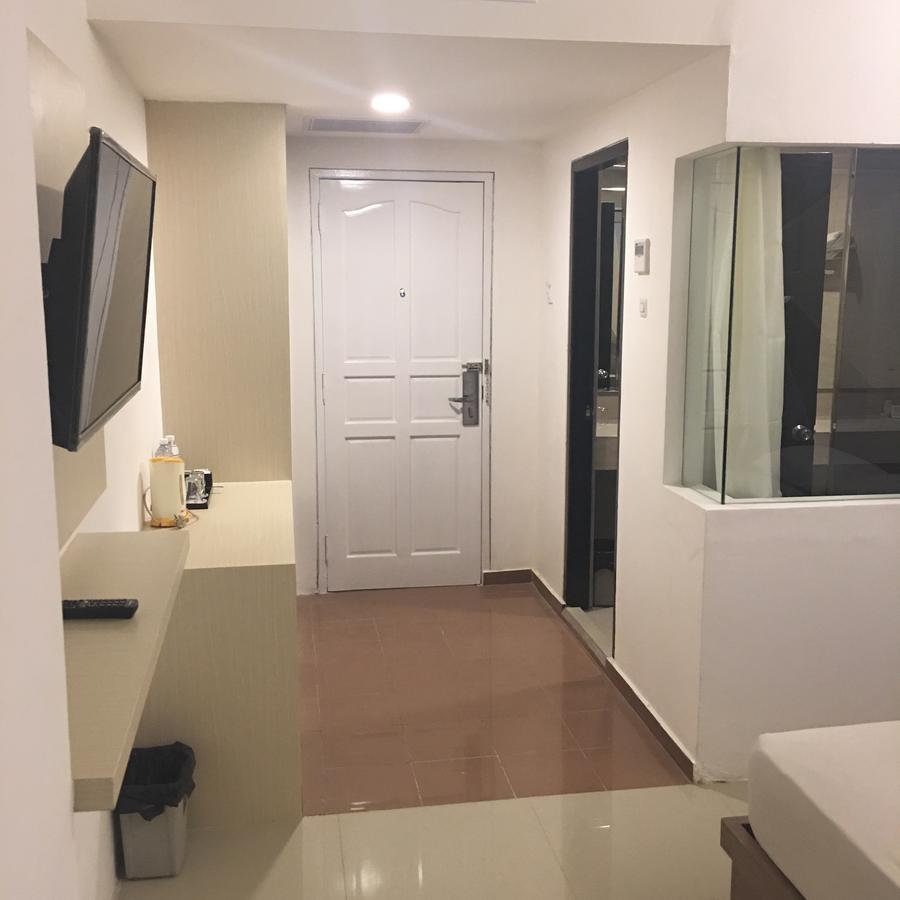 Hotel Super Oyo Collection O 166 Princess 3*